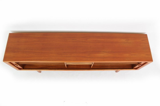 Image 1 of as new, Dyrlund Danish Mid Century Teak Sideboard / Vintage Credenza avec portes tambour, entièrement restauré