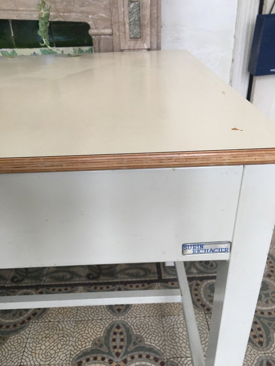 Image 1 of Großer Industrieschreibtisch