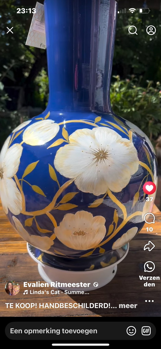 Image 1 of Vaso dipinto a mano