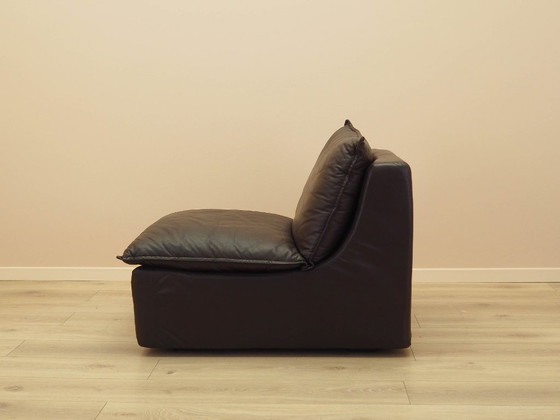 Image 1 of Fauteuil en cuir marron, design italien, années 1960, fabrication : Italie