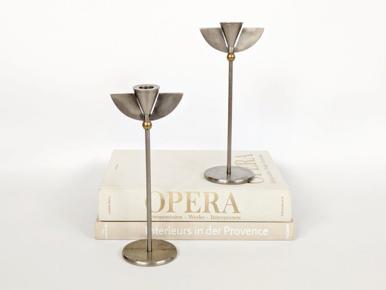 Image 1 of Coppia di portacandele postmoderni anni '80 | Acciaio inossidabile e ottone con design ad ala