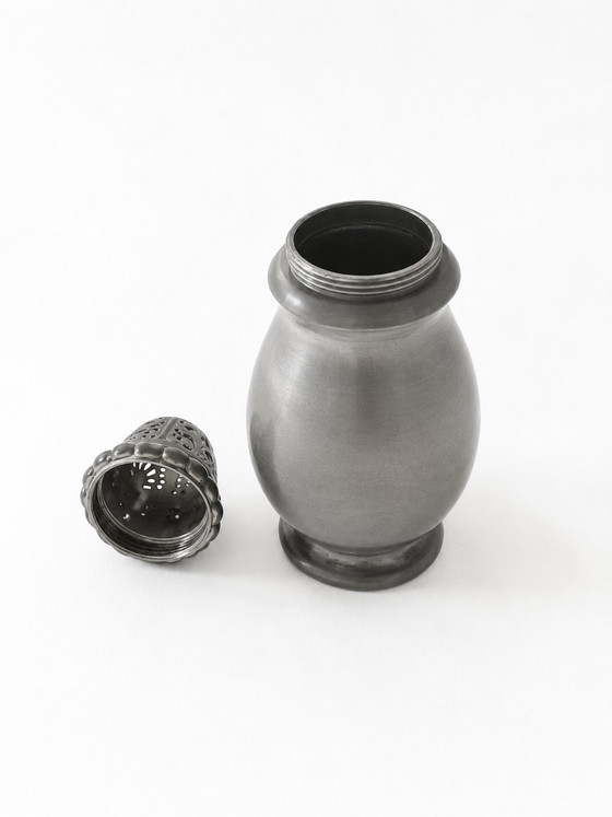 Image 1 of Art-déco-Zuckerstreuer aus Zinn von Just Andersen Denmark, 1931, Modell M176 – 18 cm
