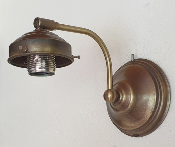 Image 1 of Art-Deco-Wandleuchte aus Opalglas