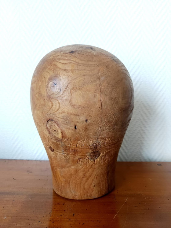 Image 1 of Antica forma di cappello in legno