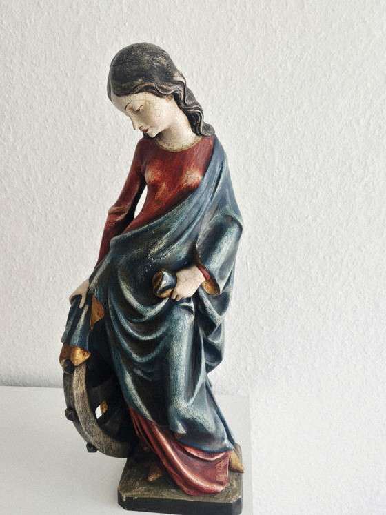Grande Sculpture en Bois d'Oberammergau Ste Catherine 55cm Tilleul Sculpté Main Env. Années 1970 – Wood (photo 4 of 13)