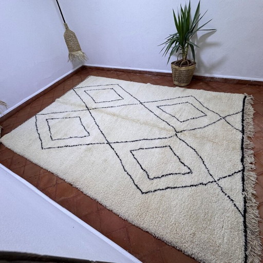 Moroccan rug in natural wool 200cmx300cm
