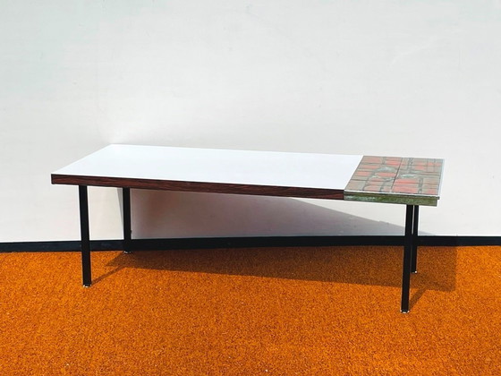 Image 1 of Table basse à carreaux « Lava » [Vintage années 60]