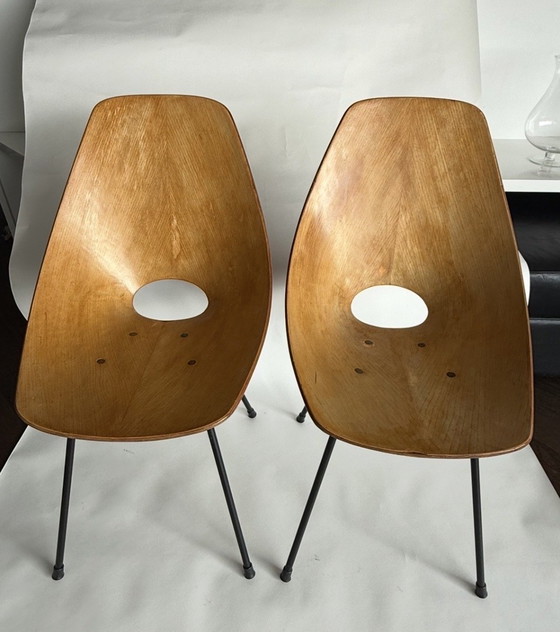 Image 1 of Un classique du design – Chaise Vittorio Nobili (Design italien du milieu du XXe siècle)