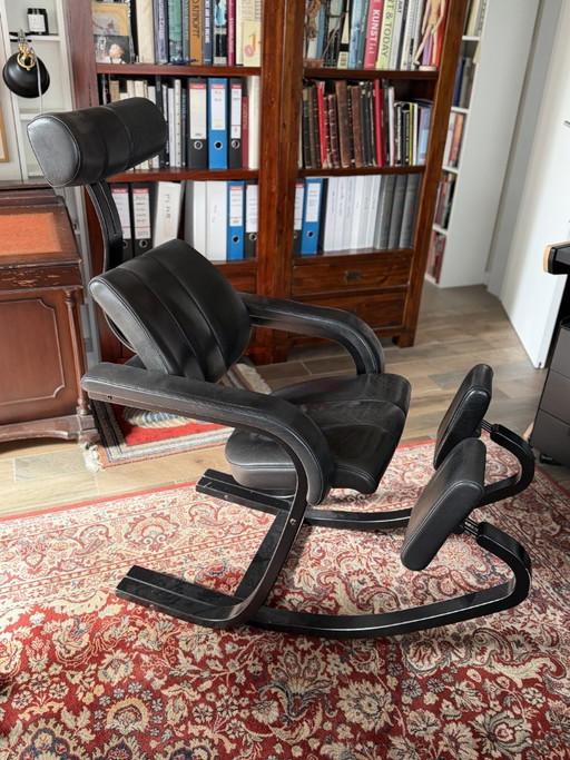 Stokke Vintage Leren Ergonomische Stoel Design Peter Opsvik – fauteuils, Wood, Leather