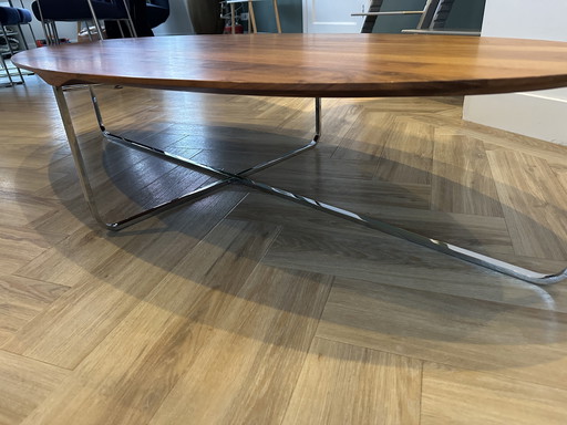 Montis Flint ovaal salontafel notenhout