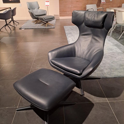 Leolux Caruzzo armchair, pouf and pillow