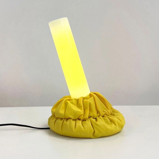 Gelbe Cloche-Tischlampe von De Pas, Durbino & Lomazzi für Sirrah, 1980er Jahre