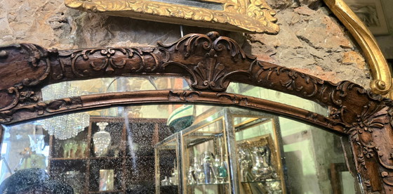 Image 1 of 18th-century period mirror in carved wood, Louis XV style