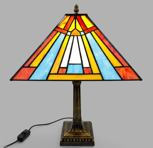 Tiffany-stijl Art Deco Lamp
Hoogte 50 Cm
Breedte Lampenkap 30 X30cm