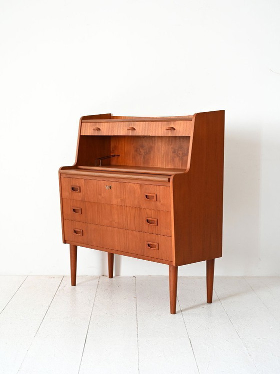 Image 1 of Secretaire scandinavo in teak del 1960 con maniglie scolpite