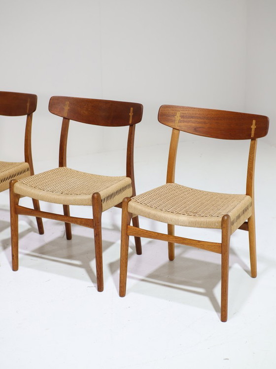 Image 1 of 4x Eetkamerstoelen Hans Wegner CH23 Carl Hansen teak eiken 1950s