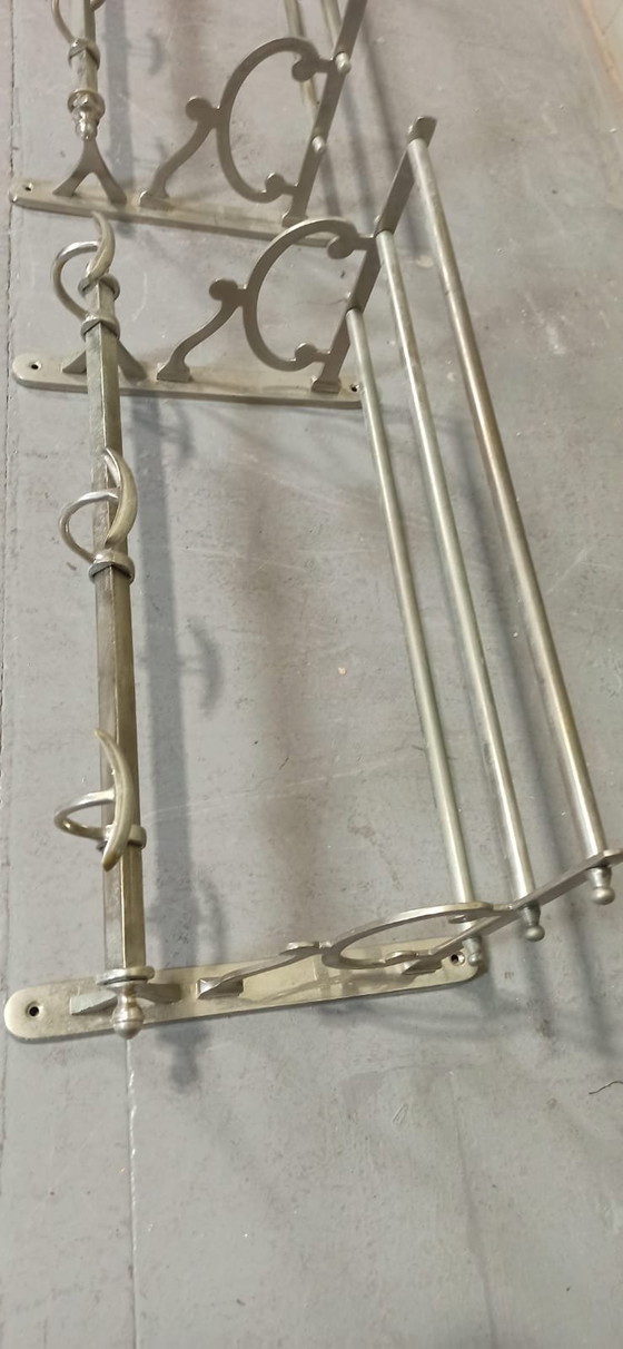 Image 1 of Art Deco Train Kleiderbügel