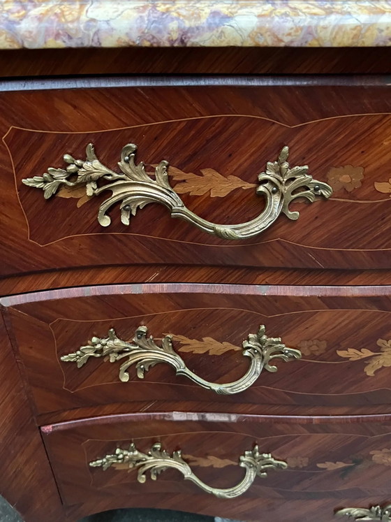 Cassettiera in stile Luigi XV – Cassettiere, Bronze, Marble (photo 4 of 6)