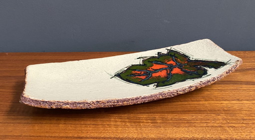 Bandeja de cerámica con decoración de hojas de Jan Van Erp, década de 1960