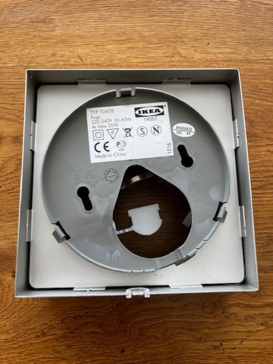 Image 1 of Plafonnier à 4 spots Ikea