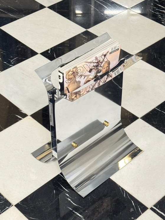 Image 1 of Magazine Rack in Metal, Vintage
