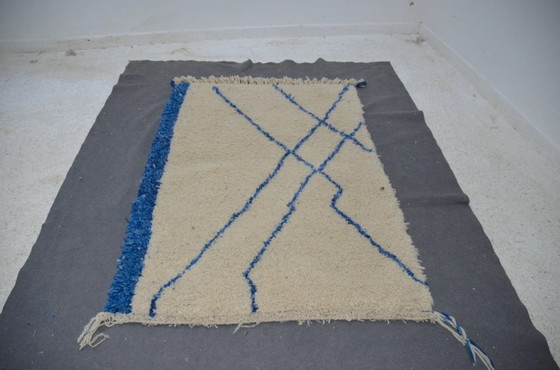 Image 1 of Luxury Beni Mrirt Rug Blue & Off-White – High Atlas Wool Handwoven (170 × 120 cm)