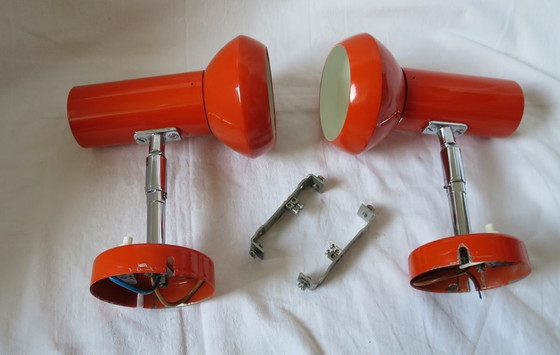 Image 1 of 2 lampade arancioni OMI