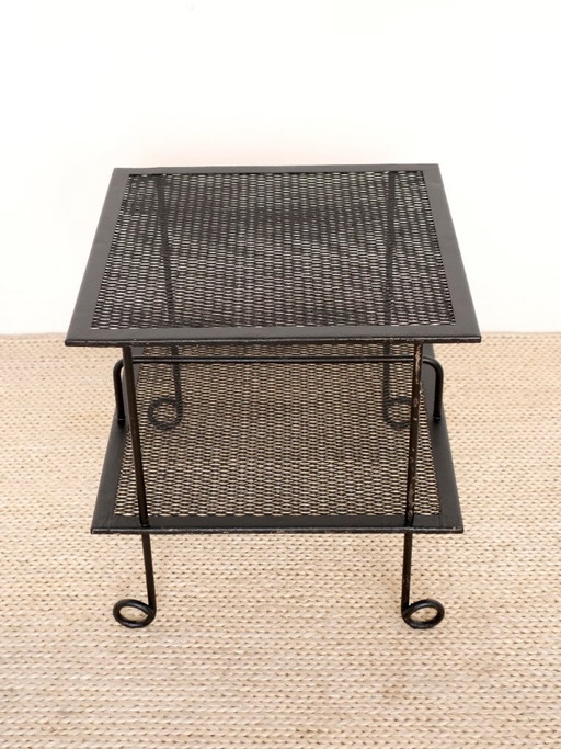 tavolino laterale vintage in metallo perforato