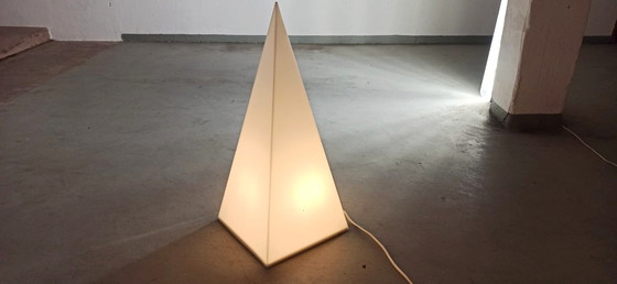 Image 1 of Vintage pyramid shaped floor lamp 