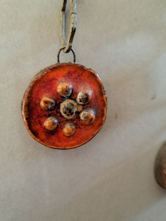 Image 1 of Ceramica vintage anni '70 in tonalità arancione, nero e grigio smalto, opera d'arte realizzata a mano da un artista, decorazione