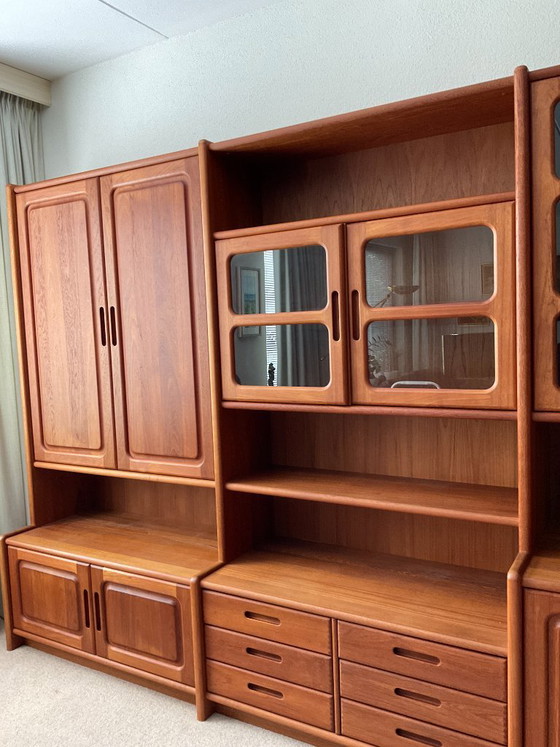 Bel mobile a parete in Teak – Dyrlund, Armadi a muro, Vetro, Legno (photo 2 of 5)