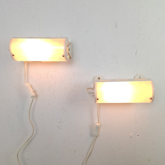 Image 1 of 2 lampade da parete vintage Ikea Smyg lampada da comodino in metallo/plastica bianca