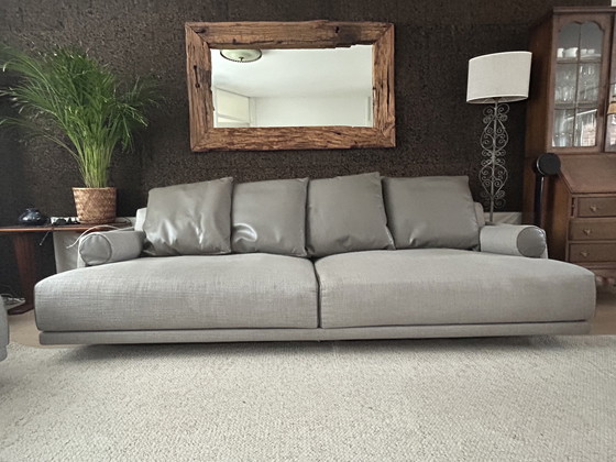 Image 1 of Sofá Giorgetti Maharaja + Love Seat — Diseñado por Antonello Mosca