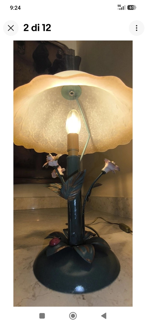 Vintage Fe Lamp Hand-Wrought by Master Blacksmith H. 38 cm and Porcelain Flowers Cap – Table lamps, Glass (photo 9 of 11)