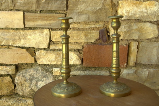 Coppia di candelieri francesi neoclassici in ottone, XIX secolo, 12x29 cm – Portacandele, Brass (photo 7 of 7)