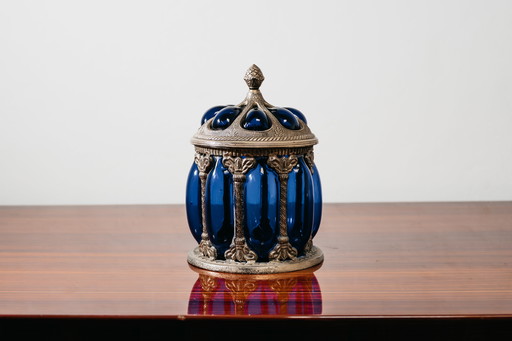 Grote blauwe serveerkan uit de Royal Sheffield Collection uit de jaren 1950, vintage pronkstuk.