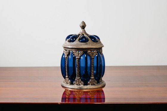 Image 1 of Grote blauwe serveerkan uit de Royal Sheffield Collection uit de jaren 1950, vintage pronkstuk.