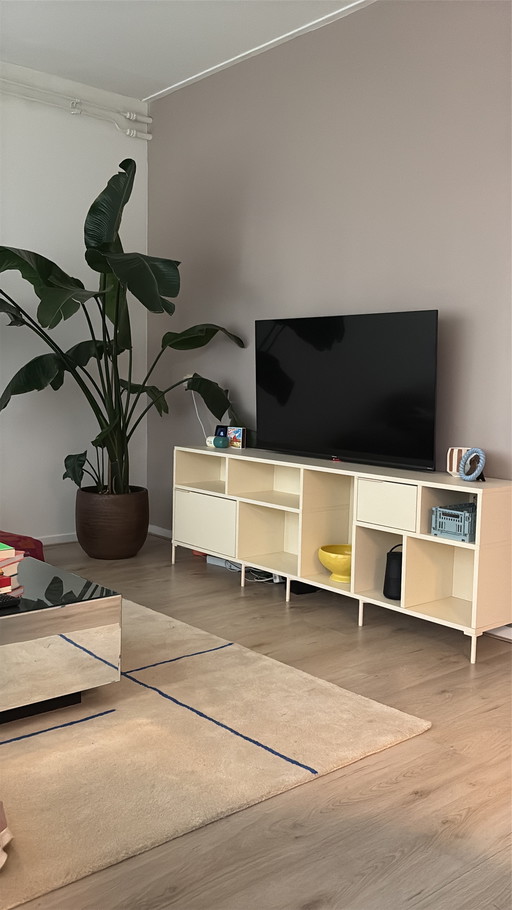 Tylko kast - dressoir beige kleur