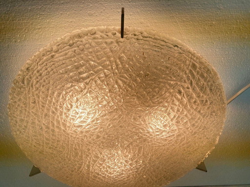  Lampada da soffitto in vetro degli anni '70 di Kaiser Hollywood Regency