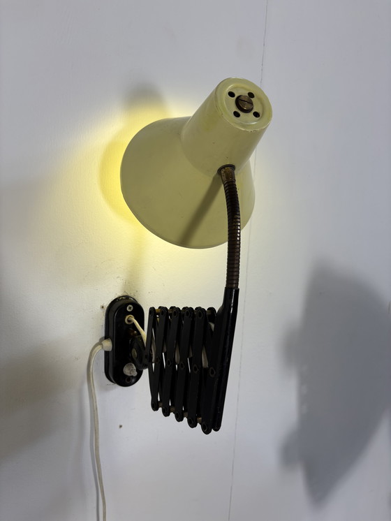 Image 1 of Hala gele schaarlamp jaren’60