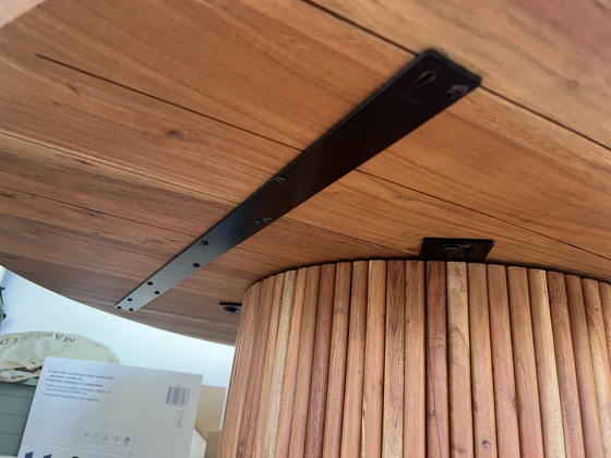 Image 1 of NOUS round dining table 140cm