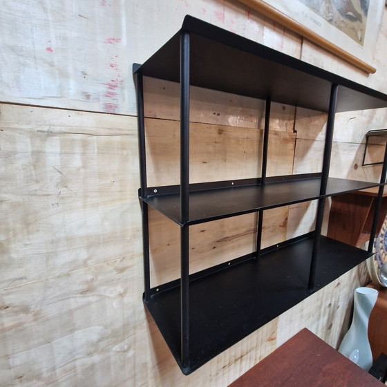 Image 1 of Porta libri da parete vintage in metallo