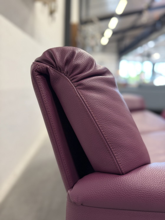 Image 1 of Leolux Bora Beta Sofa 2.5 Seater Purple Leather