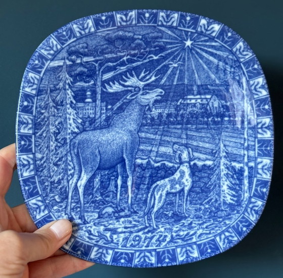 Image 1 of Rörstrand Julen set of 8 Gunnar Nylund plates