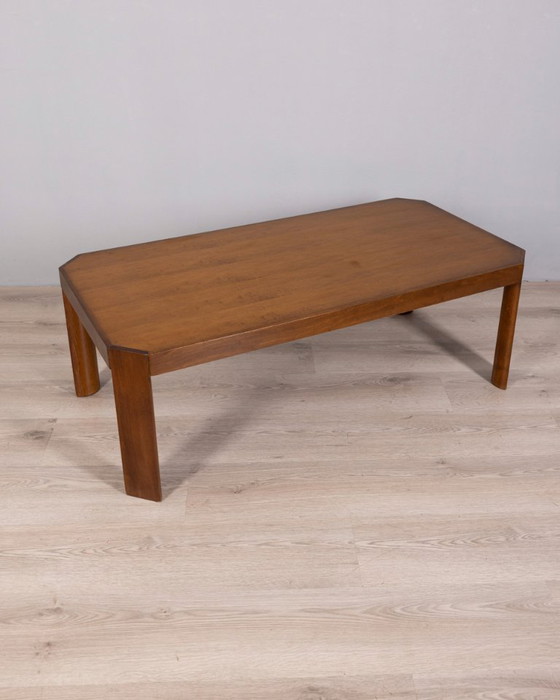 Image 1 of Vintage salontafel uit de jaren 60 van walnoothout, Italiaans design.