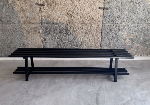 Ancien banc de vestiaire en métal, 1960