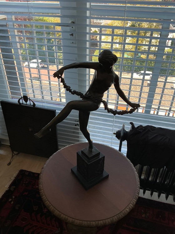 Image 1 of Beautiful bronze statue - female nude