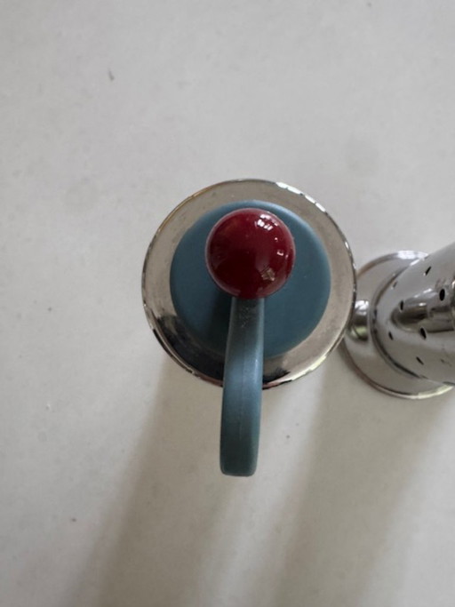 Juego de salero y pimentero de Alessi