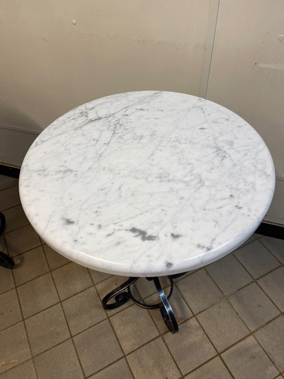 Vintage café tables with marble top – Side tables, Iron (photo 5 of 11)