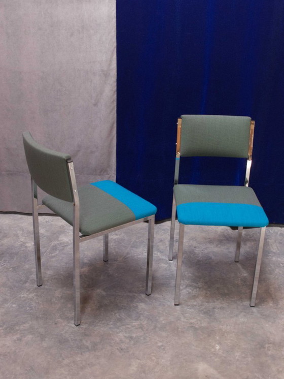 Image 1 of 2x Chromstühle, neu bezogen mit Kvadrat-Stoff